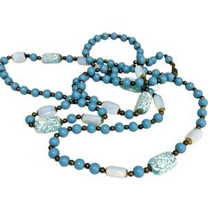 Single Strand Blue White & Gold Beaded Necklace Vintage Art Glass Opalescent